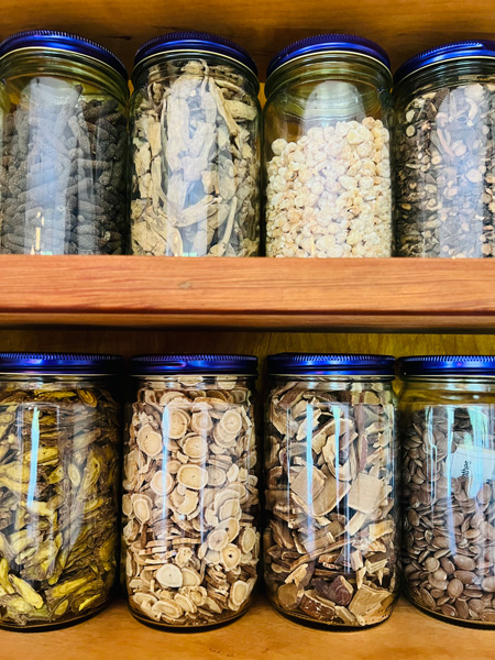 Jars-of-Chinese-Herbs
